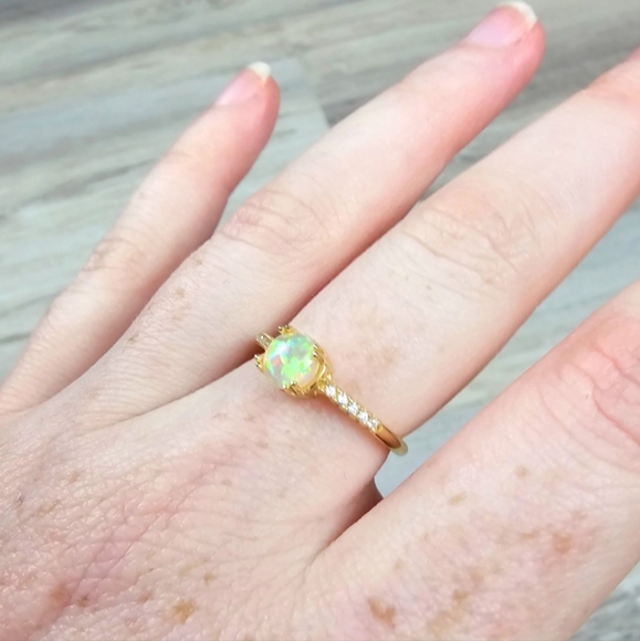 Dainty Bohemian Opal Halo Ring - Picture 4 of 7